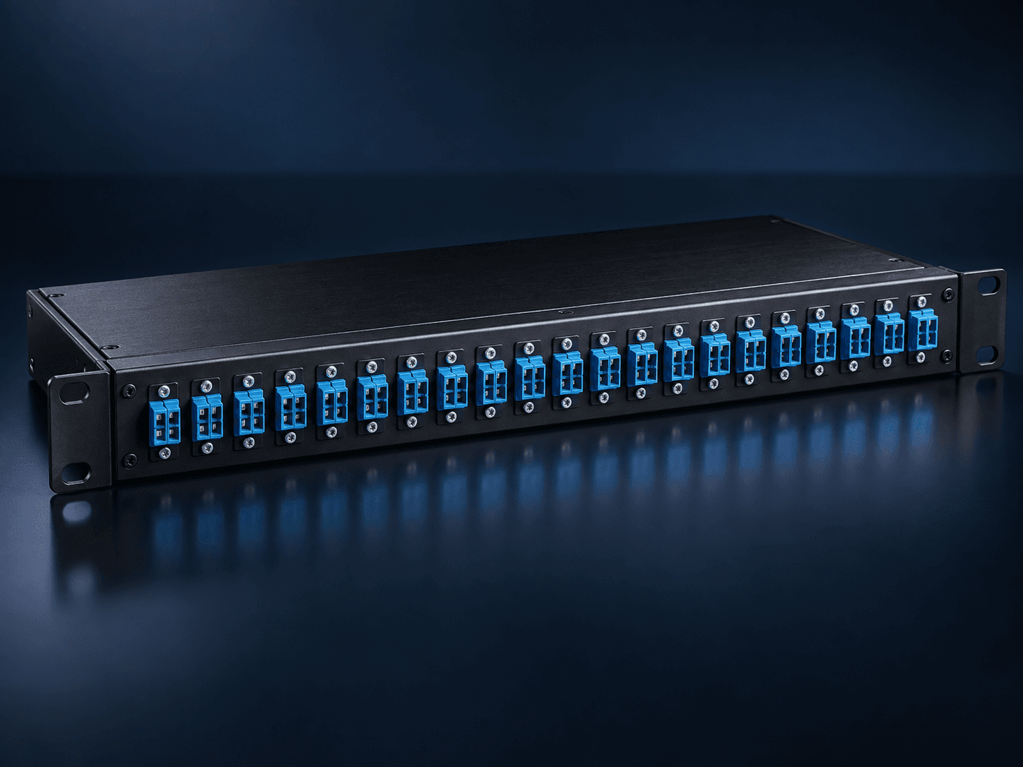 Rack mount fiber optic patch panel